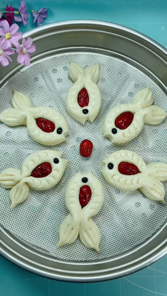 #美食看中国#可爱的小鱼馒头来了