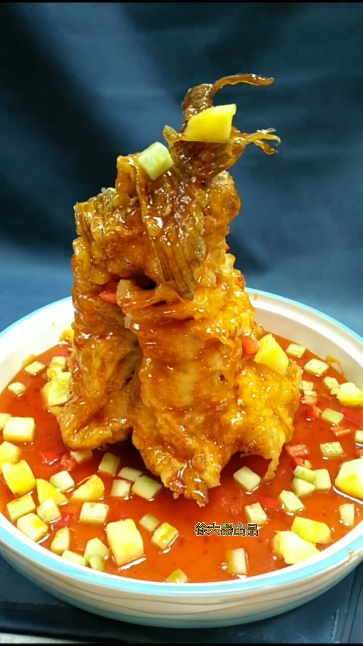 #风味人间#《菠萝鱼》详细教程,造型美观口味香甜可口,谢谢支持双击关注评论请看下个作品更精