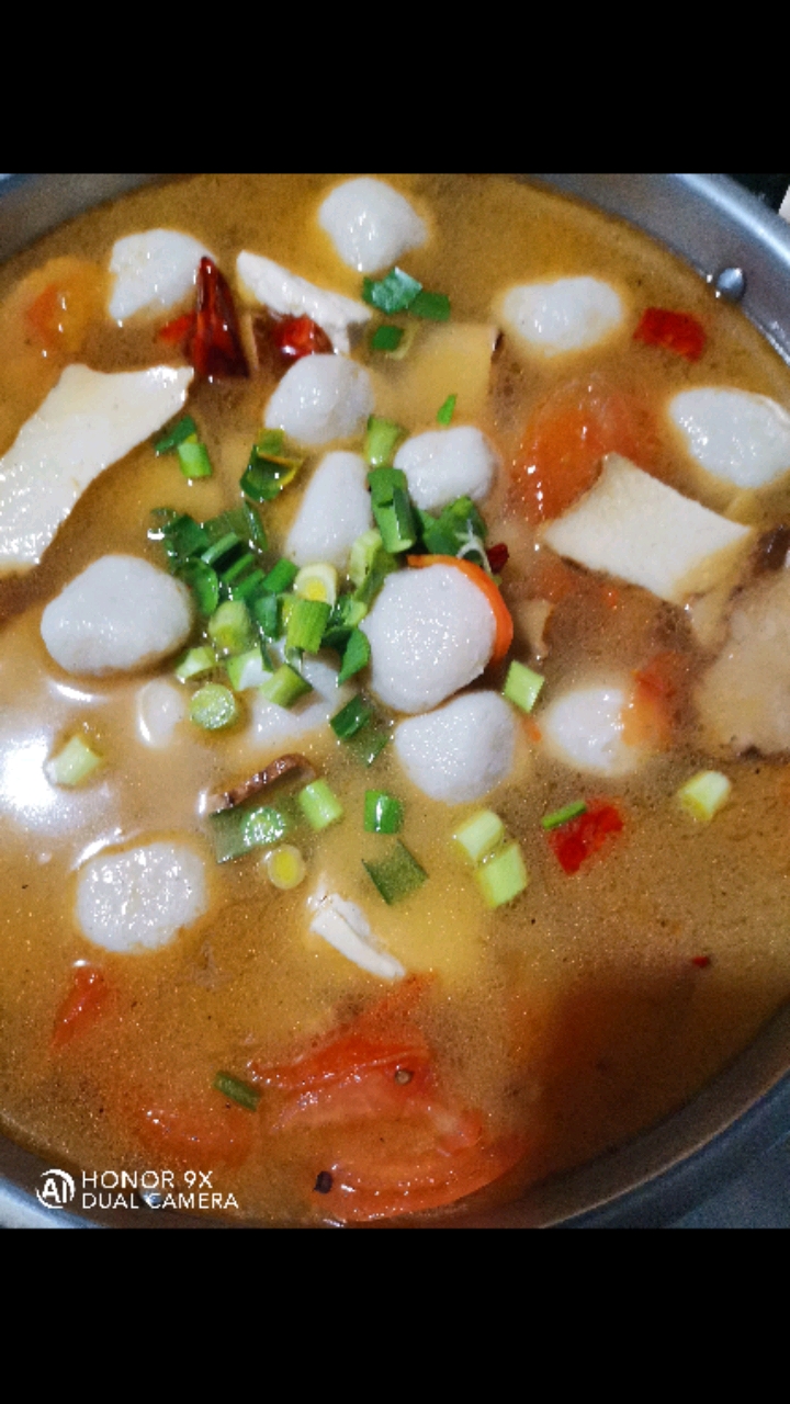 又来一锅鱼丸子豆腐汤