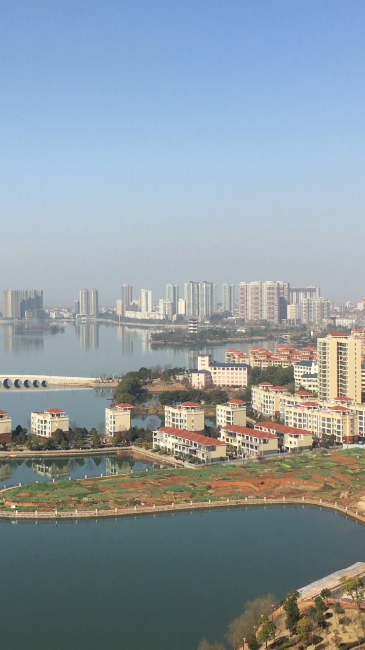 2021.1.29嘉鱼城内最美别墅城—和润金银湾