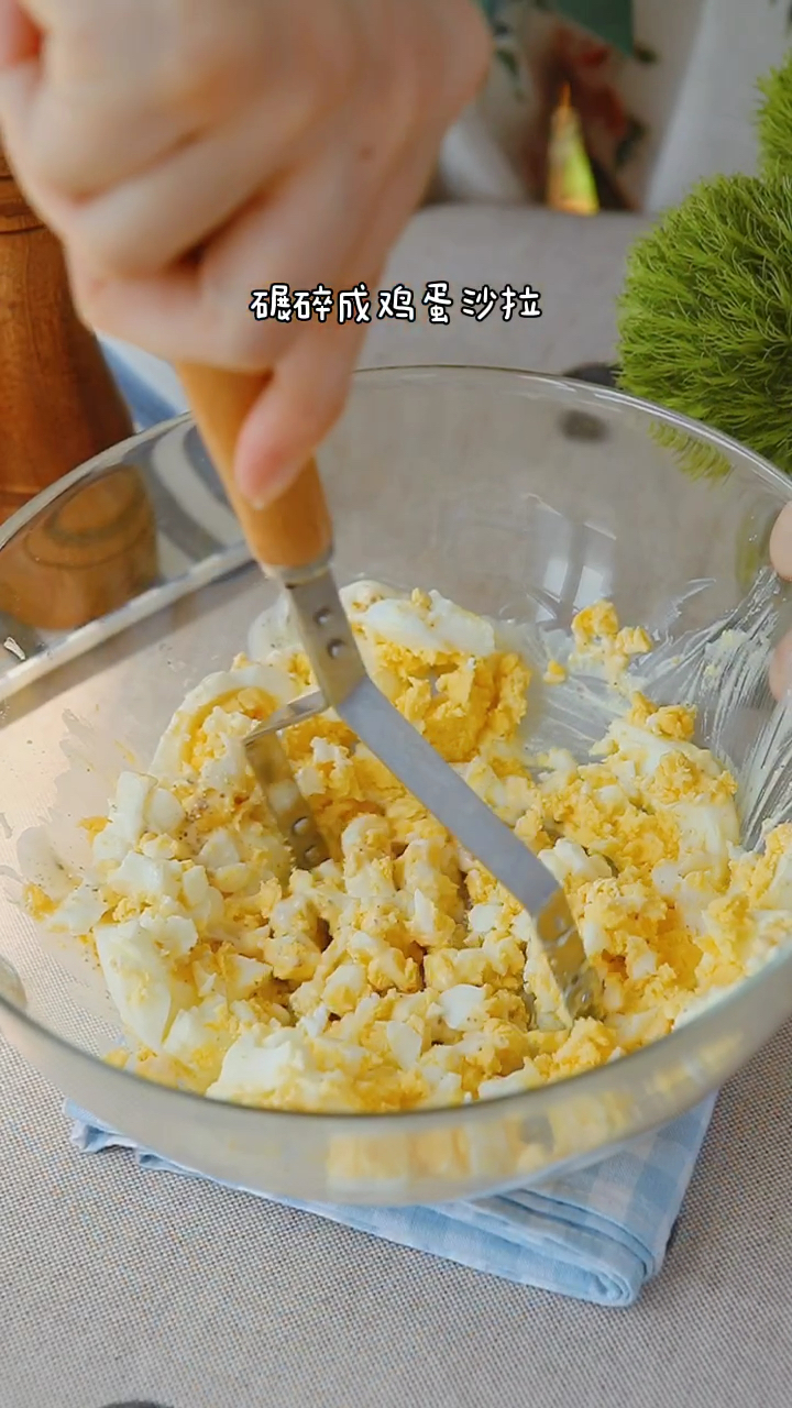 #夏食记#家里有鸡蛋和面包吗?便利店人气三明治要不要试试?
