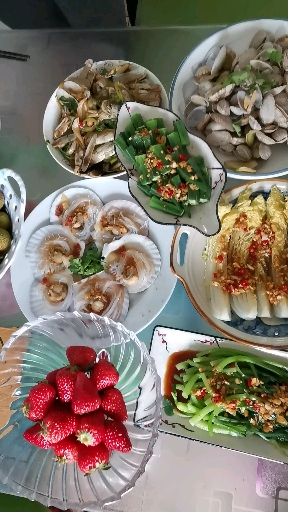 丰盛的午餐