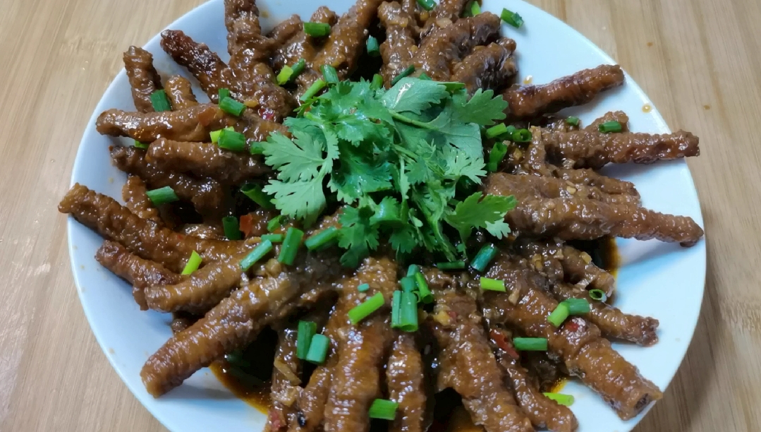#家乡特色美食#胶原蛋白满满的虎皮鸡爪,学会这几点,入口即化,香辣又下饭