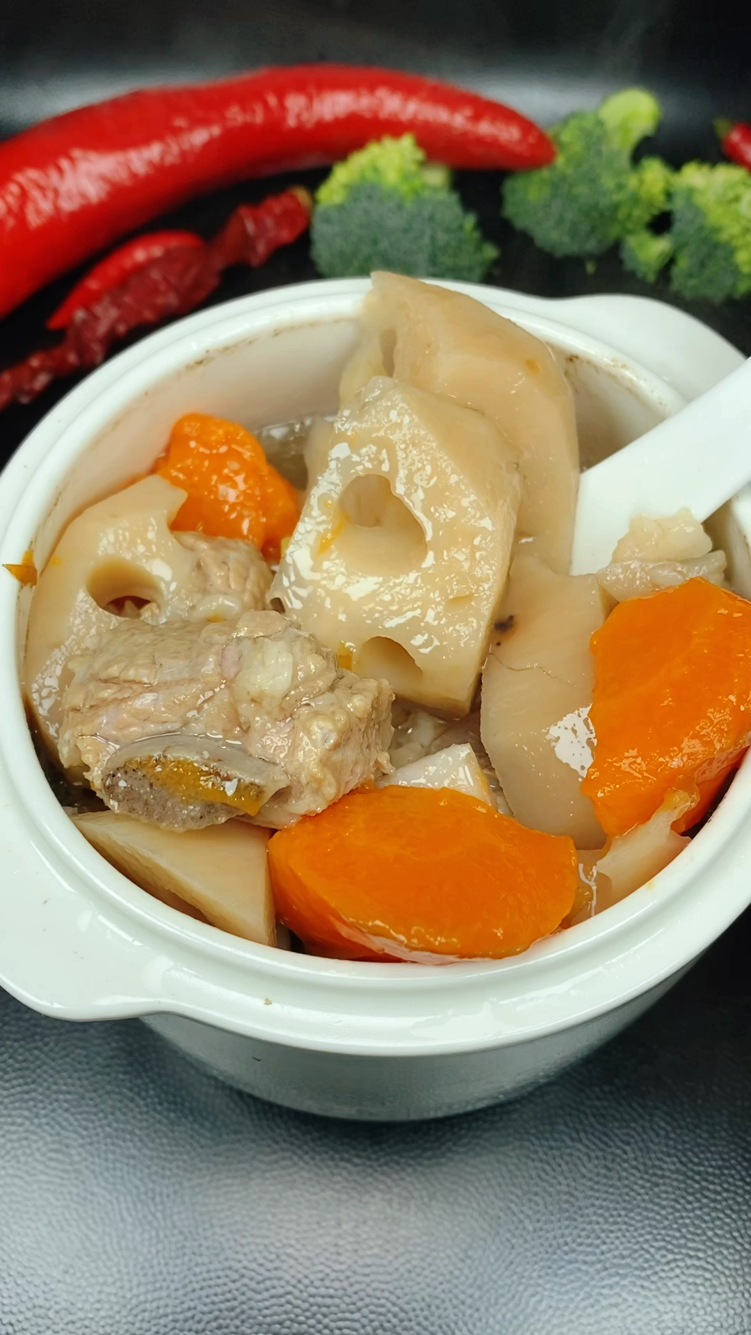 #过好冬天#莲藕排骨汤这样炖太美味了