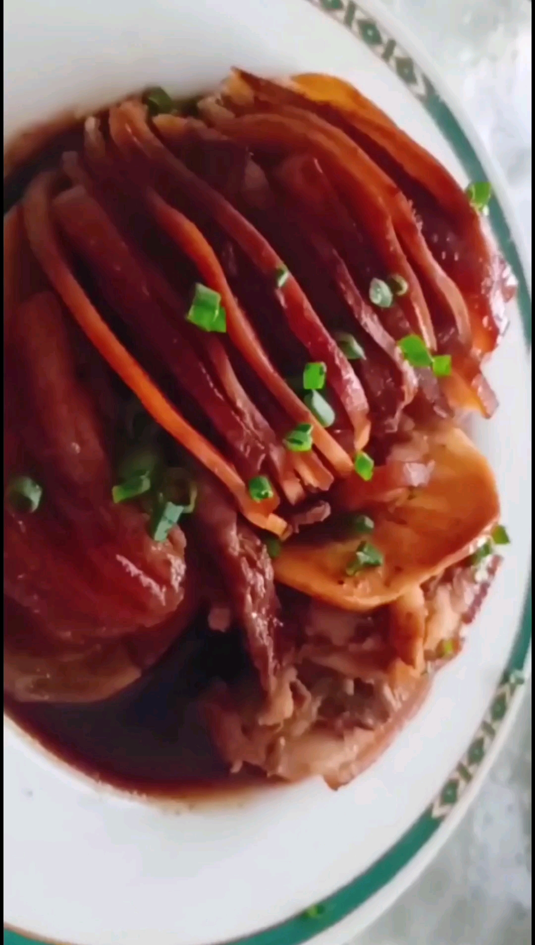 #自制美食#芥菜疙瘩别再腌着吃啦!把它和肉一起上锅蒸,咸香入味儿,那味道绝啦…