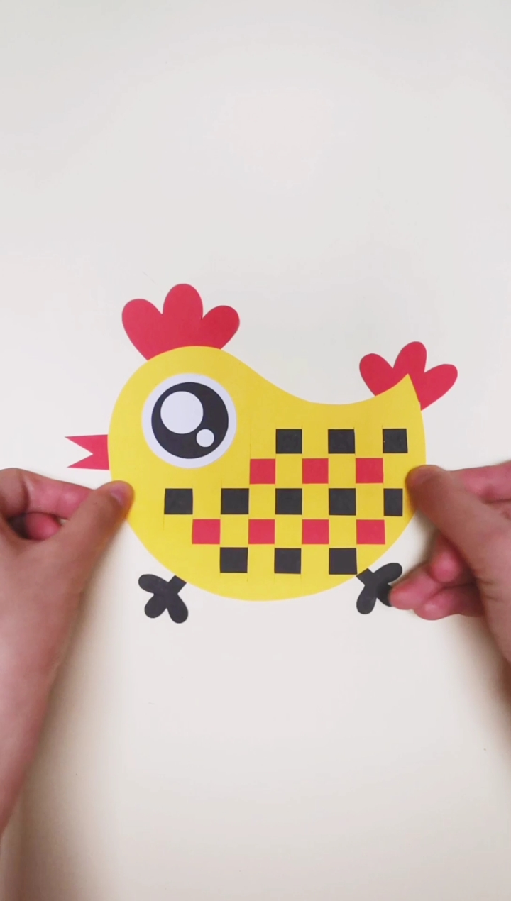 #手工制作#夏天到了,快来给小鸡做一套新衣服吧