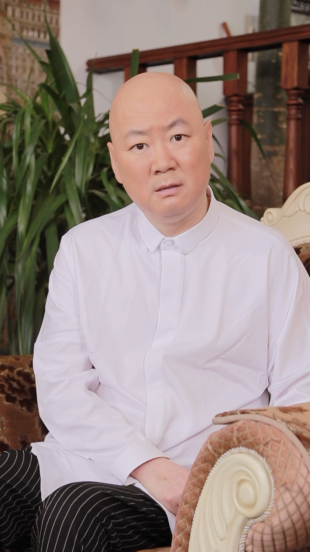 如何形容一个人黑...