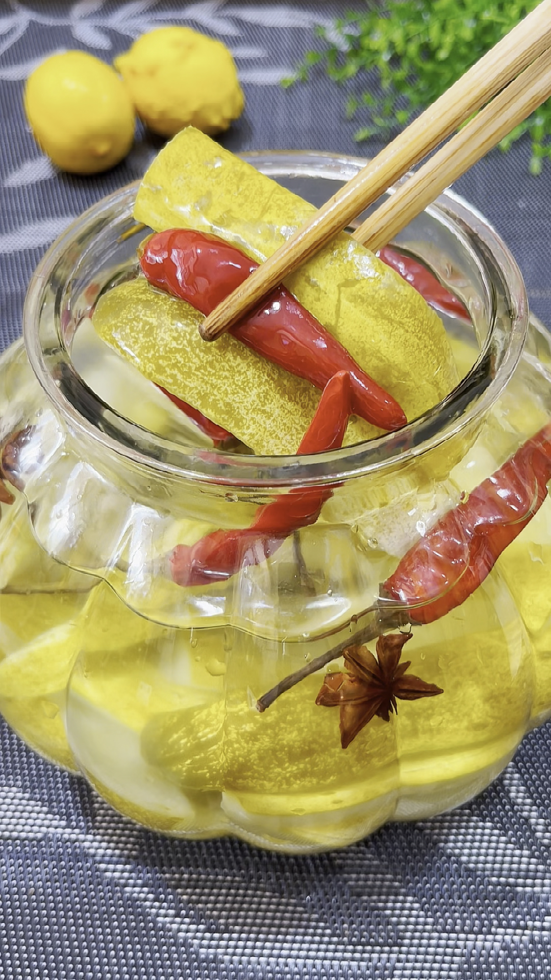 酸脆爽口的泡黄瓜,怎么腌制才好吃呢,很多人都不知道这个方法。#泡菜#腌黄瓜#酸黄