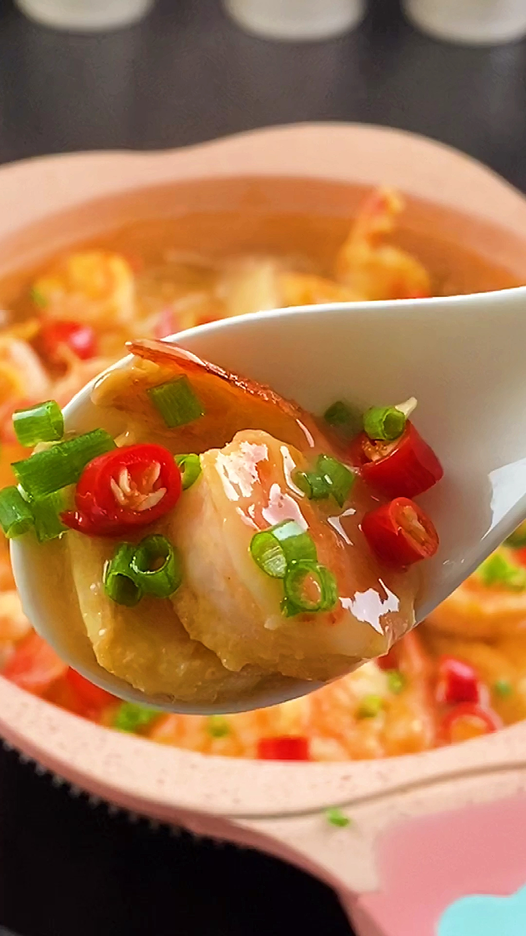 #美食教程#天冷了来上一碗虾仁豆腐煲,暖心又暖胃,试着给家人做一道吧!