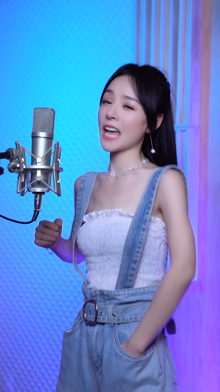 #音乐#不止抖腿,我全身都动起来啦