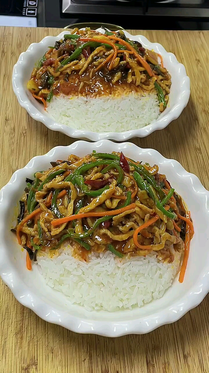 鱼香肉丝盖饭,喜欢你就快下厨吧!