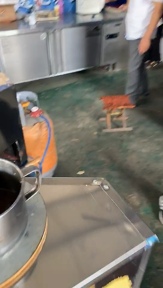 新型转炉烧饼机培训吊炉烧饼技术