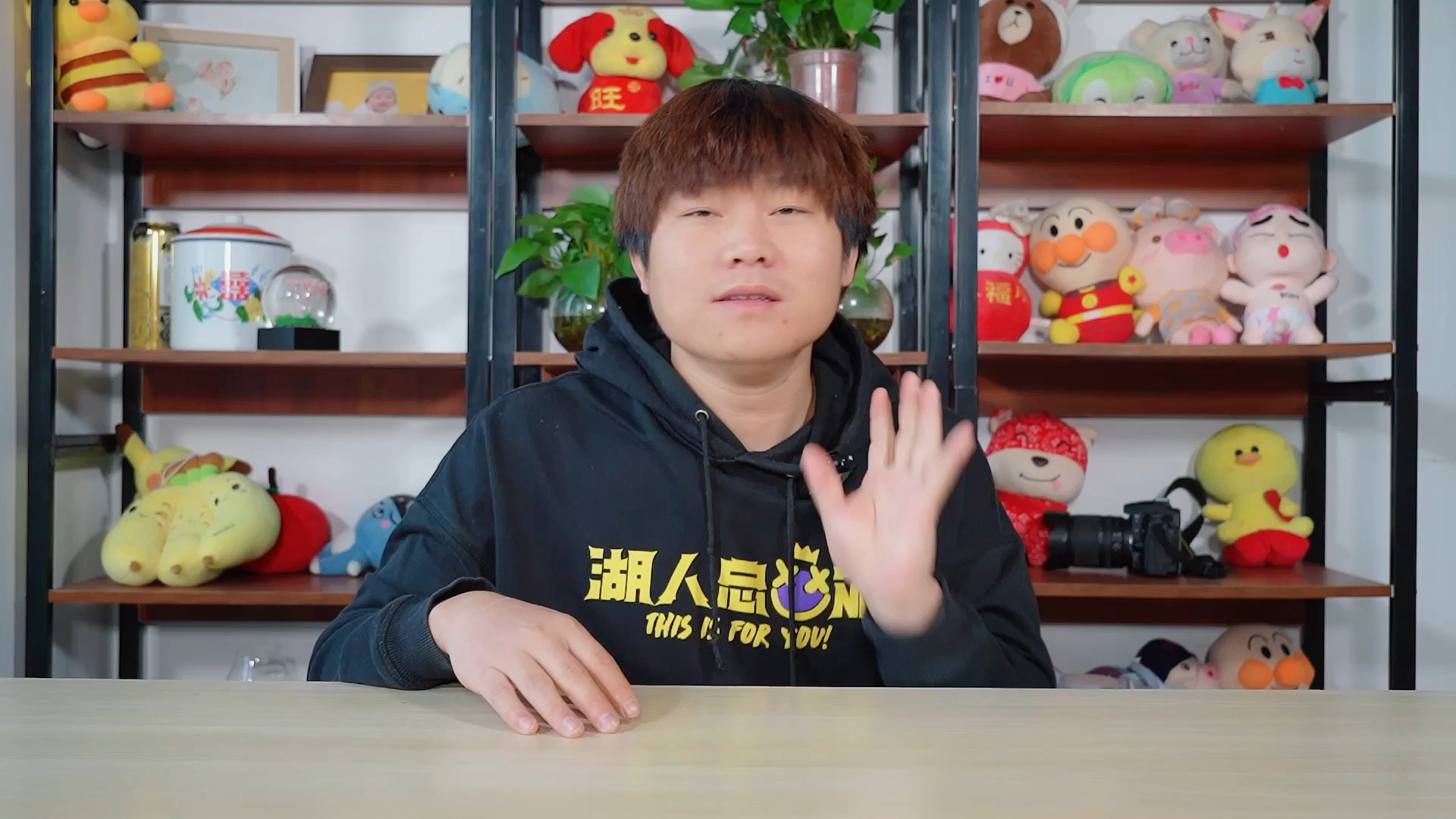 #美食#帅小伙试吃非洲黄金鲍鱼,88买了两只超大的,能好吃吗?