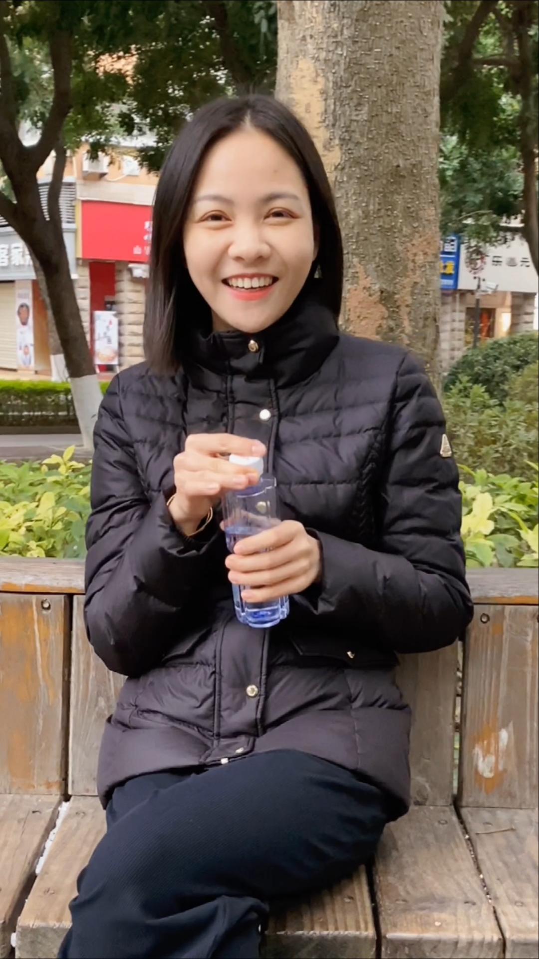 好久没出去浪了,不知道奶茶还甜不甜?只知道矿泉水平淡无味,这也许就是人生吧!