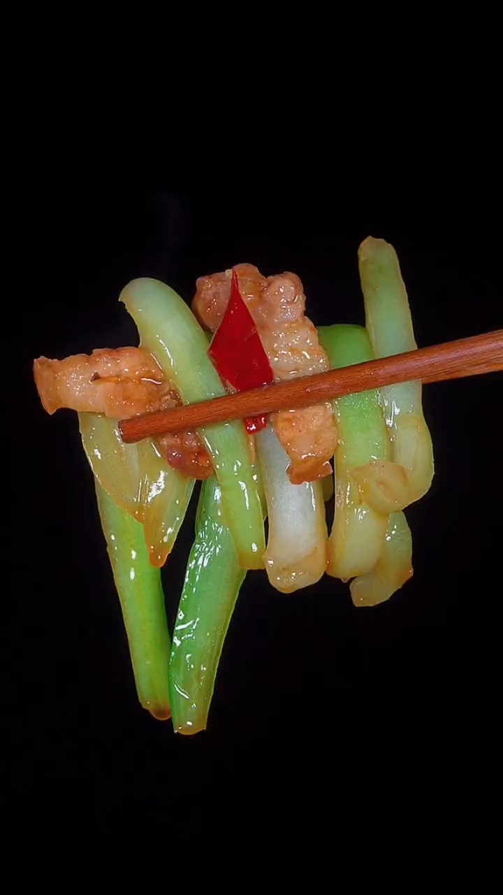 菜梗子家常做法,清脆爽口,好吃下饭#美食