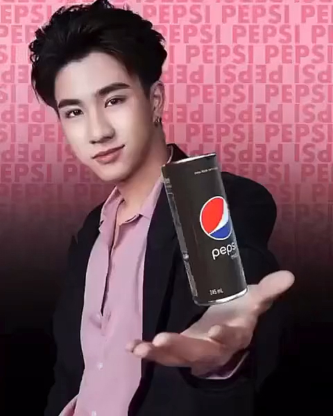 #我要上热门#泰星泡芙perth王俊勇哥哥和百事可乐很配