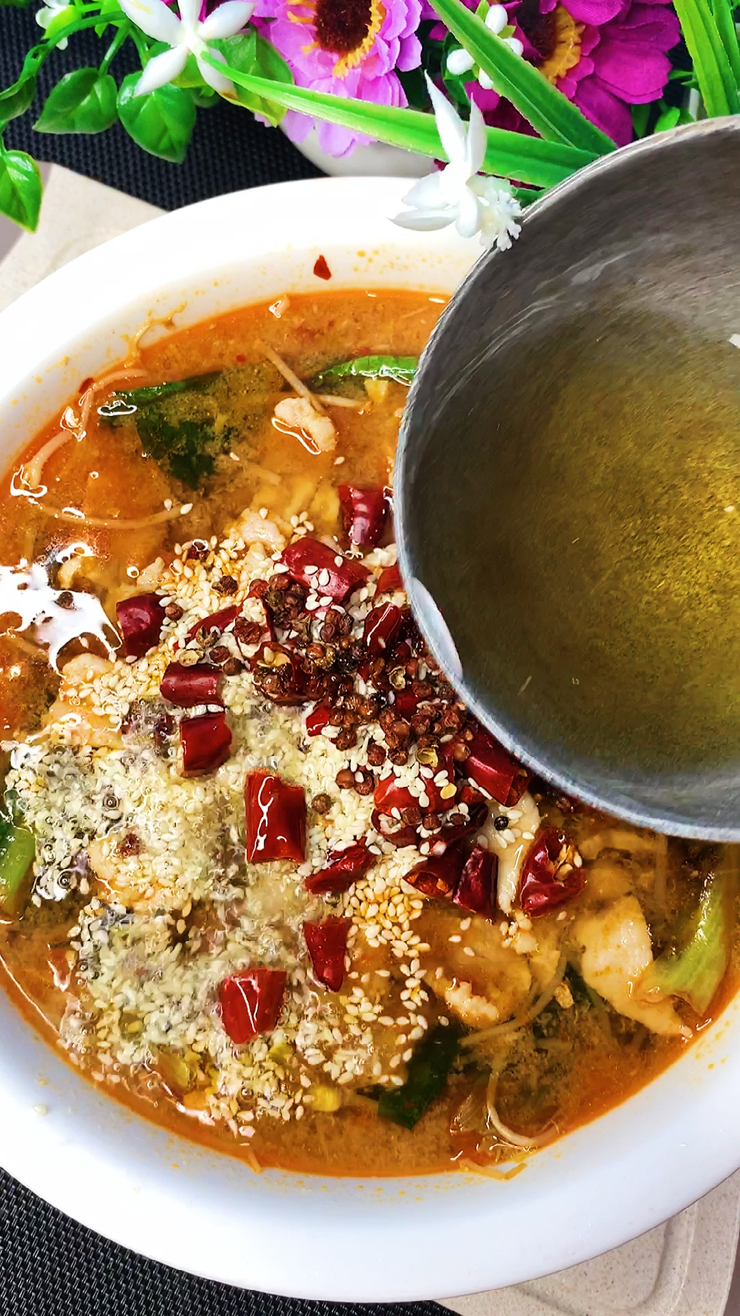 #美食#家庭版水煮肉片,麻辣鲜香,好吃又下饭!