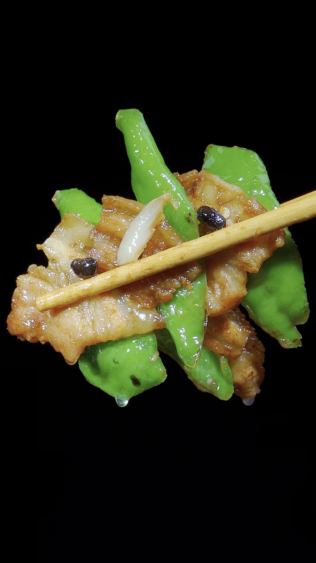 #美食#青椒炒肉的做法,做法简单又下饭,真的是太好吃了!