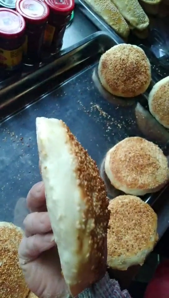 吊炉烧饼,好吃不贵