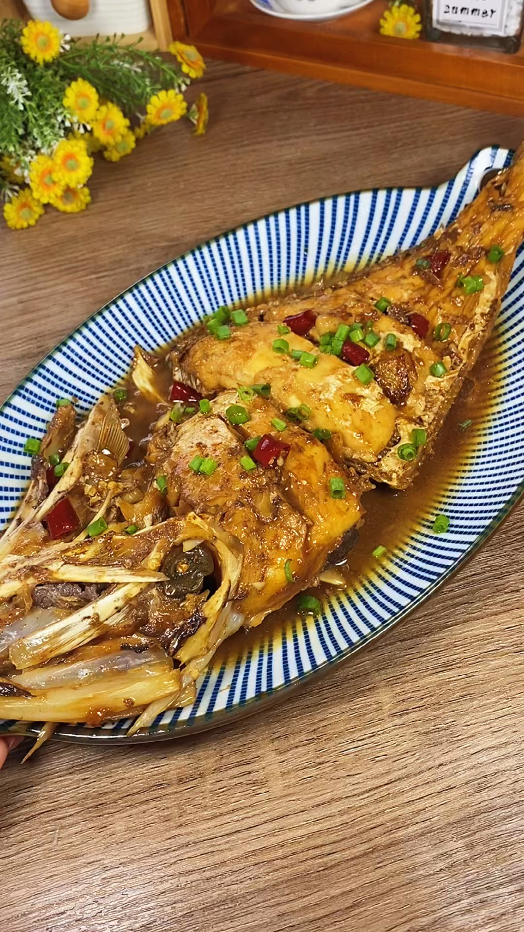 #秀出你的拿手菜#这条剥皮鱼有点大,让我措手不及