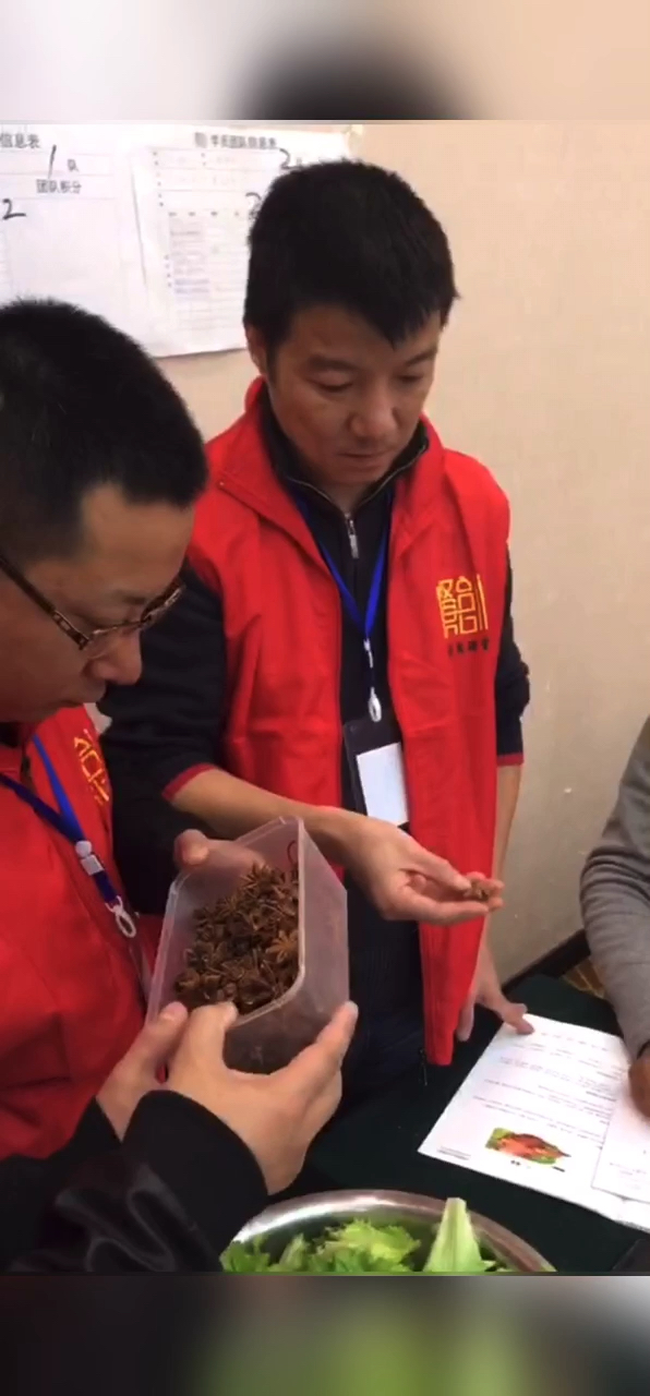 #卤水#33元一位的自助酱骨头火锅为什么没生意