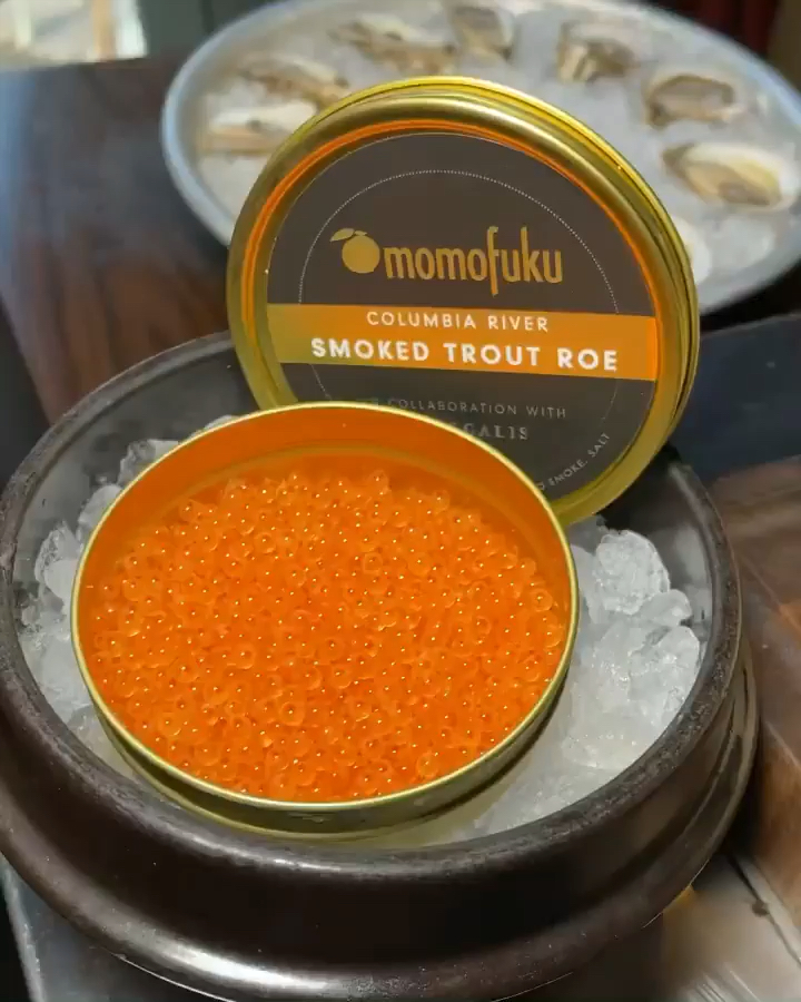 鱼子酱配生蚝,这道菜应该叫什么名字好!