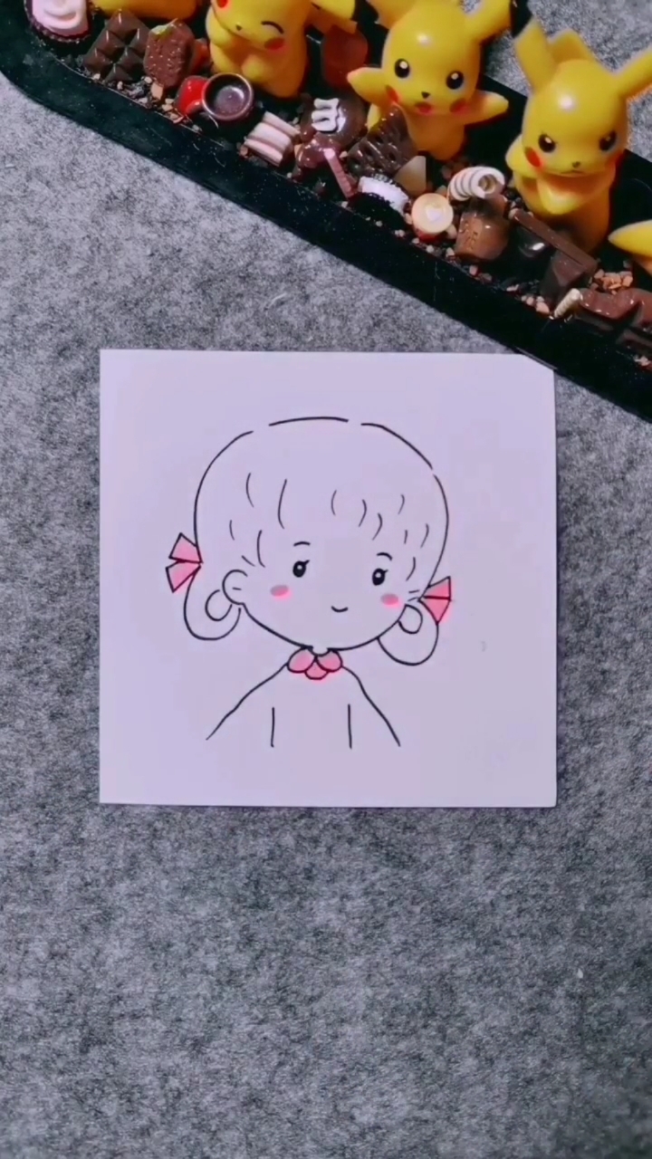 可爱女生头像简笔画