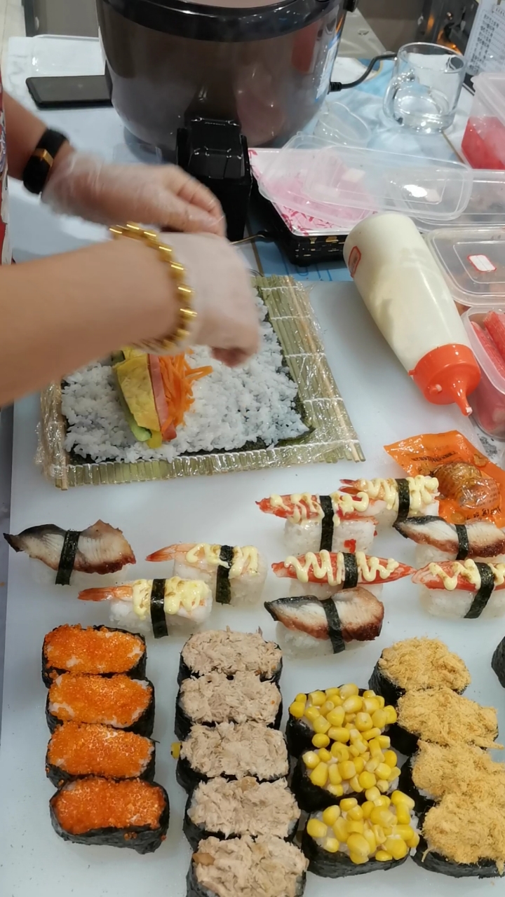 #破壳计划#手握寿司大卷紫菜寿司今天分享多样化寿司给大家