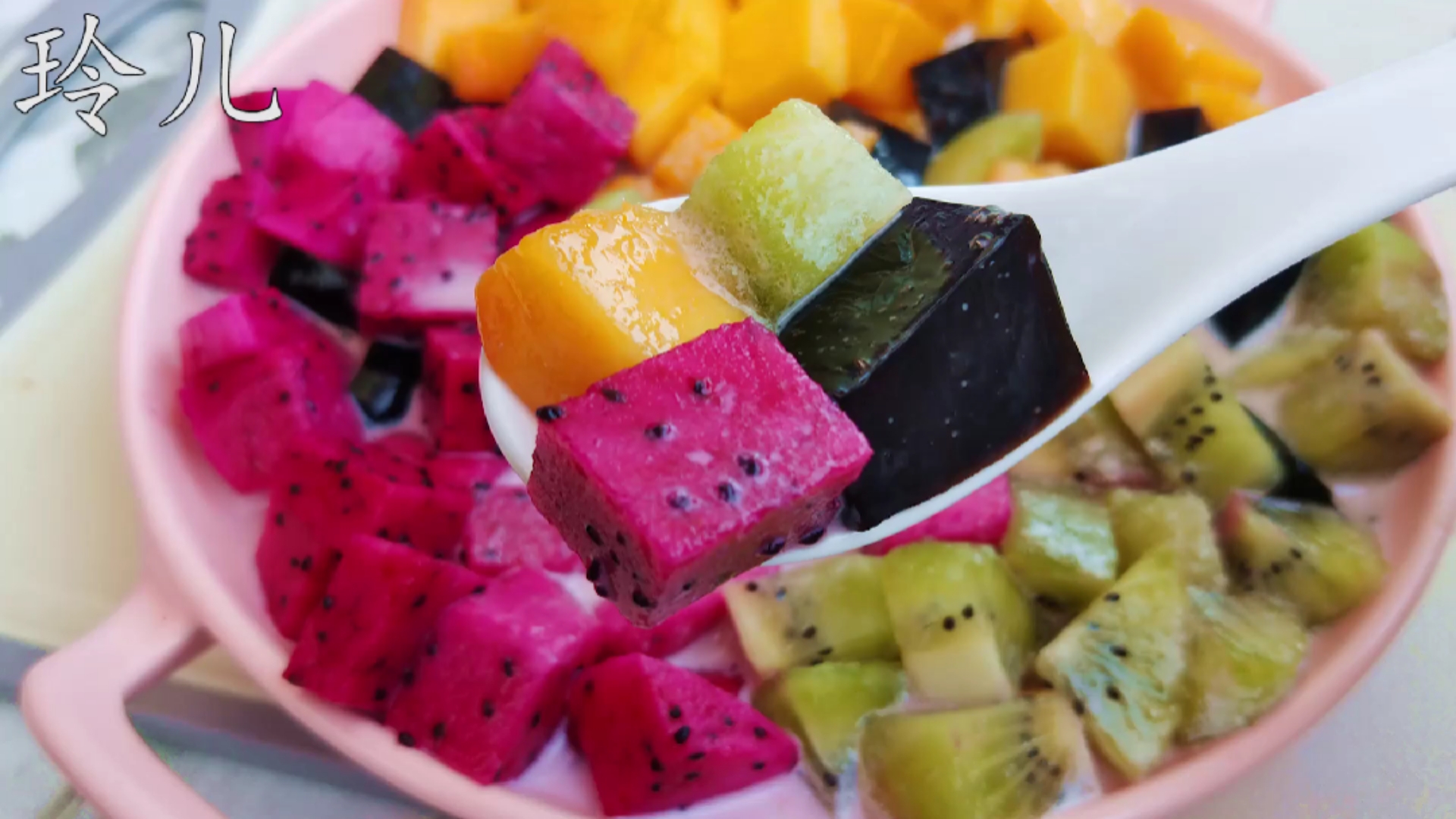 #美食#夏季这样吃,清凉解暑,简单两步五分钟搞定,全家都爱吃