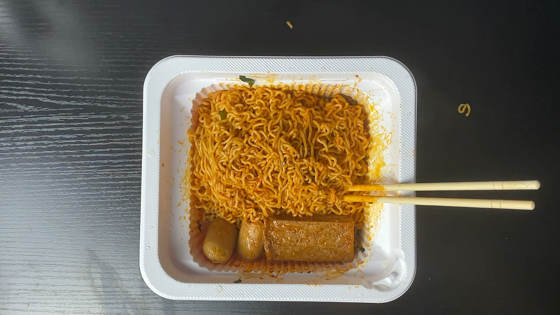 #美食#今天吃6块的小龙虾拌面,最后加的东西才是精髓