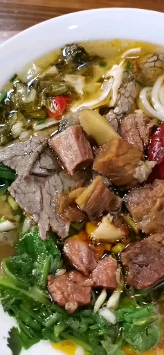 #秀出我的家乡味#贵州羊肉粉培训(香林苑):看看这碗红烧牛肉粉粉,真的很好吃哦