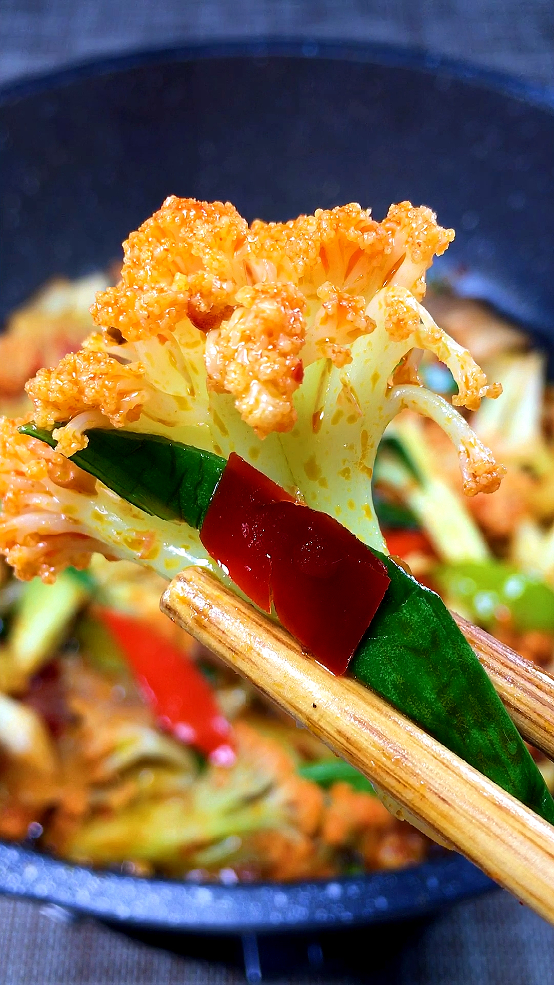 今天分享清炒菜花,感谢大家支持