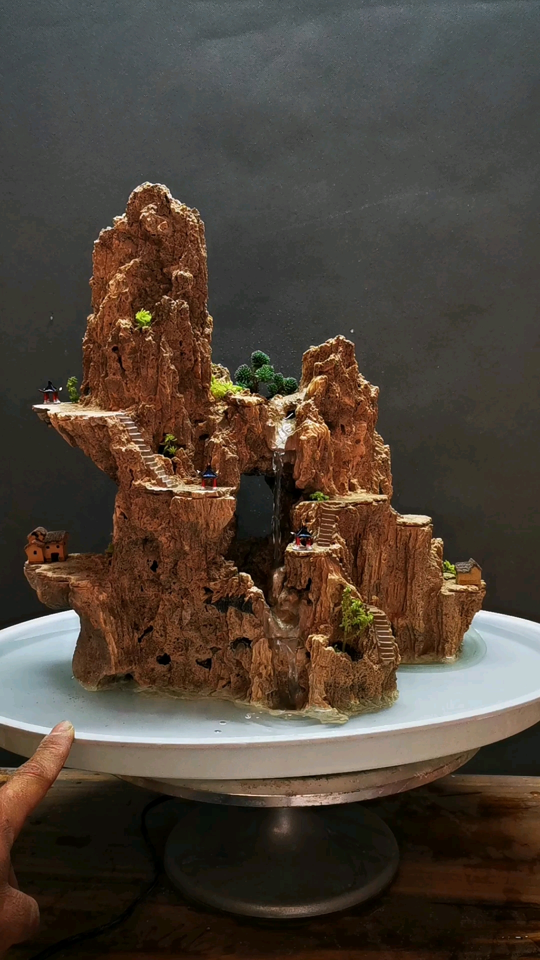 吸水石假山盆景新作欣赏十二