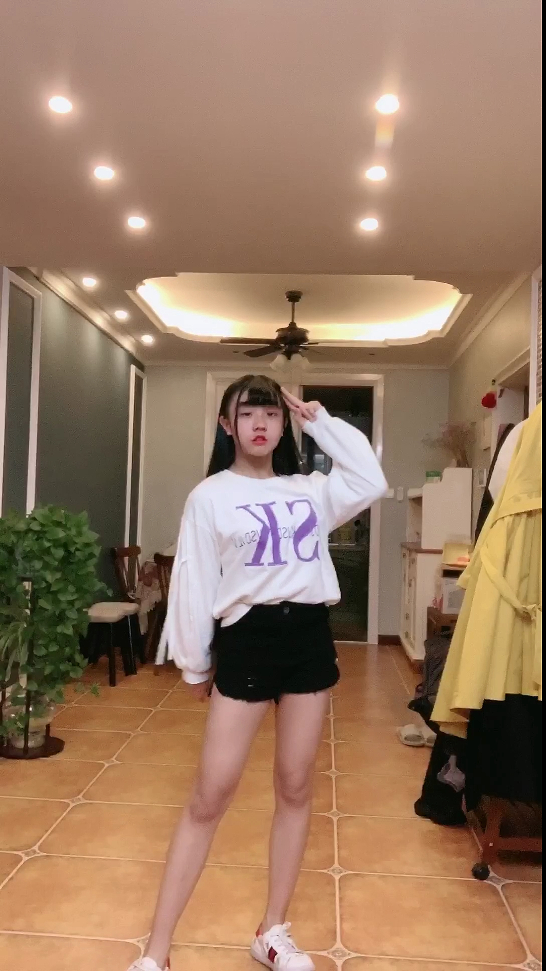 老八秘制小汉堡dj