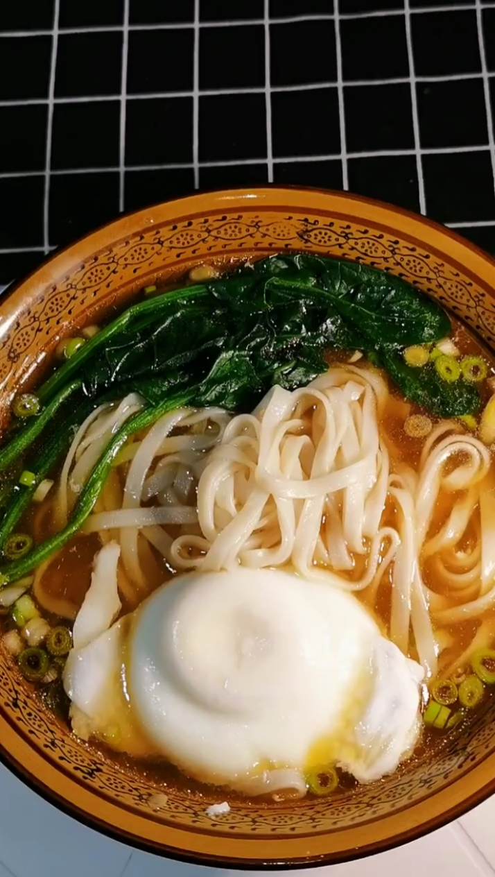 清汤荷包面