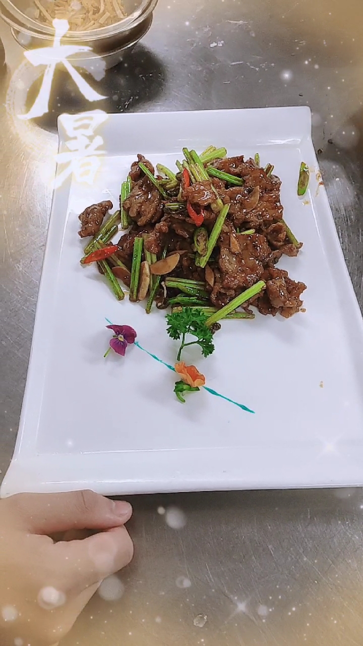 烹汁伊赛黄牛肉