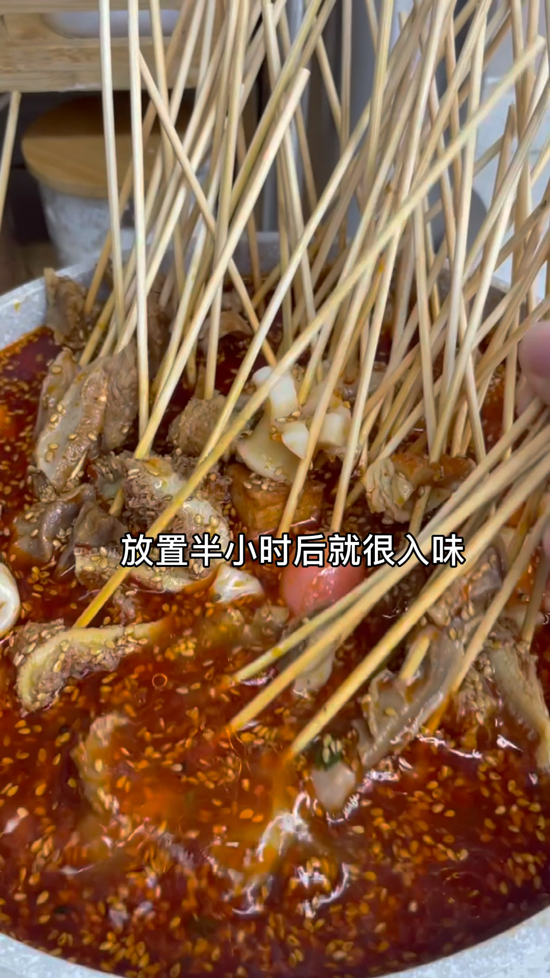 #吃喝玩乐过假期#五一亲戚来南宁玩,做了一桌饭菜,亲戚吃得不亦乐乎!好吃的串串香