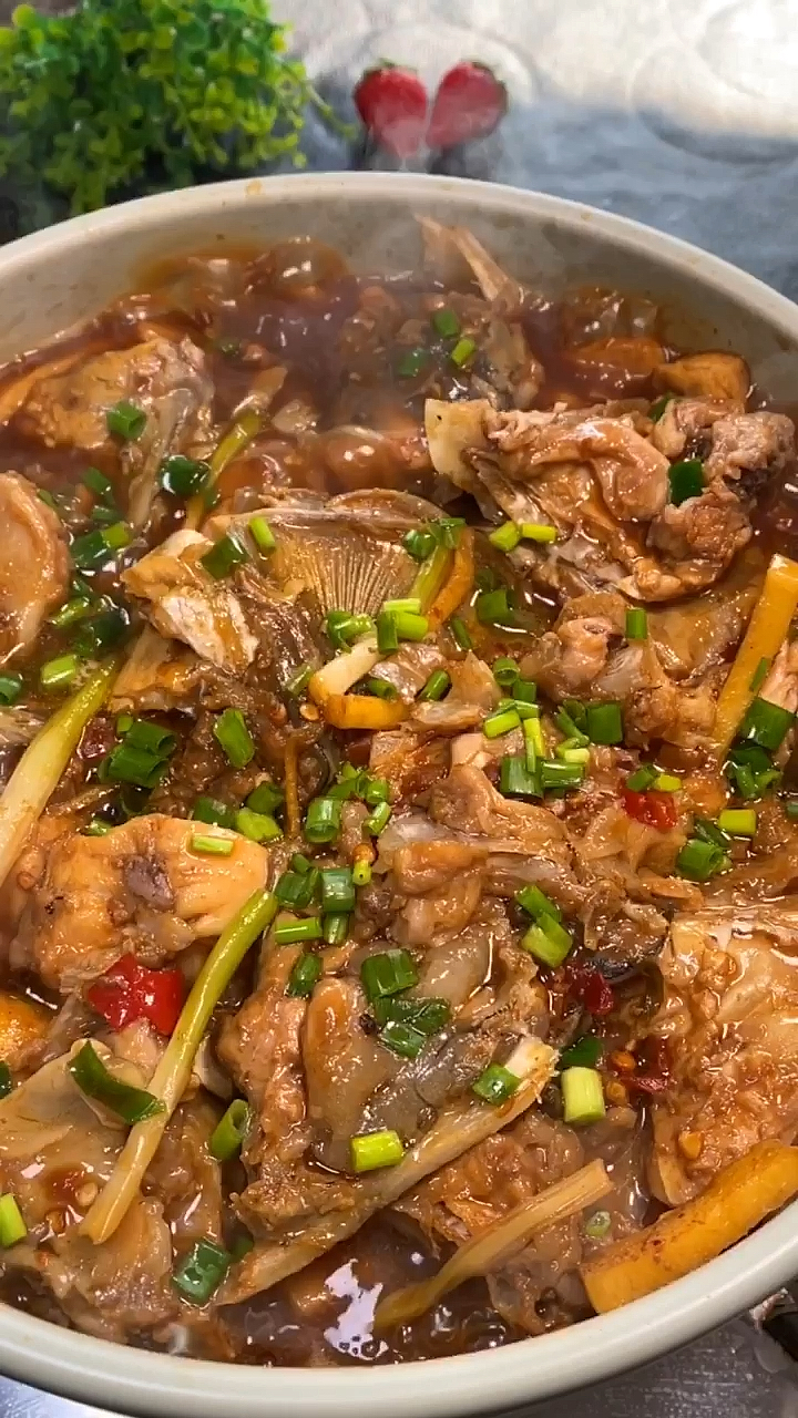 #冬天就要恰火锅#砂锅鱼头这样做鲜嫩多汁三碗米饭不够吃米饭不够吃#鱼头豆腐煲