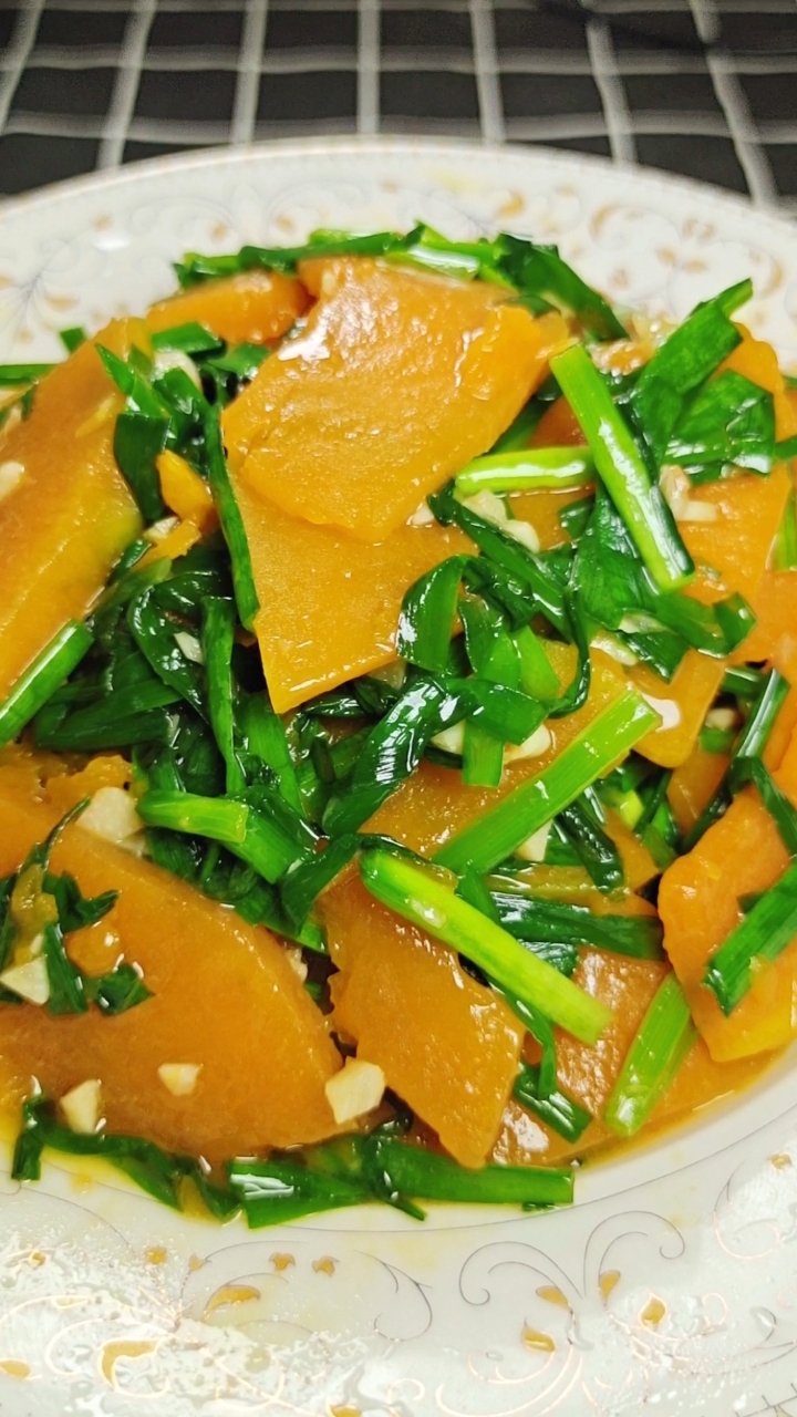 #家常菜#老南瓜炒韭菜做法!进来学会