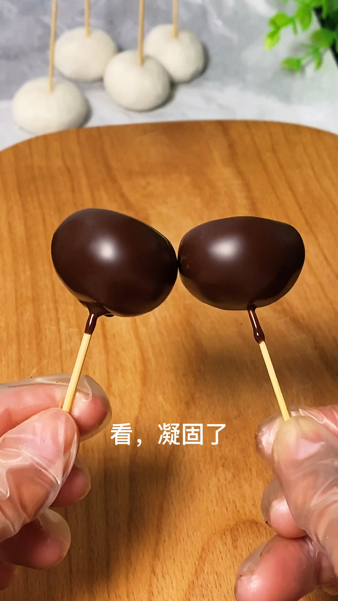 #自制美食#大冬天的,我也不知道为什么我做这玩意儿,但却真的好吃,是梦龙汤圆本圆了!
