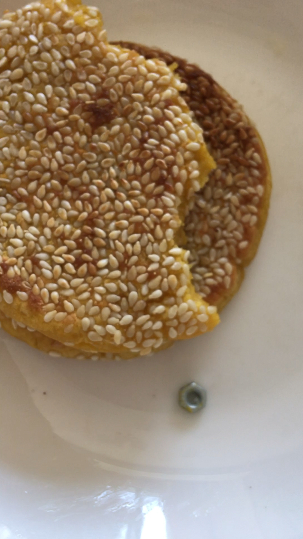 #风味人间#自己做的南瓜饼中吃出了一个铁螺丝帽