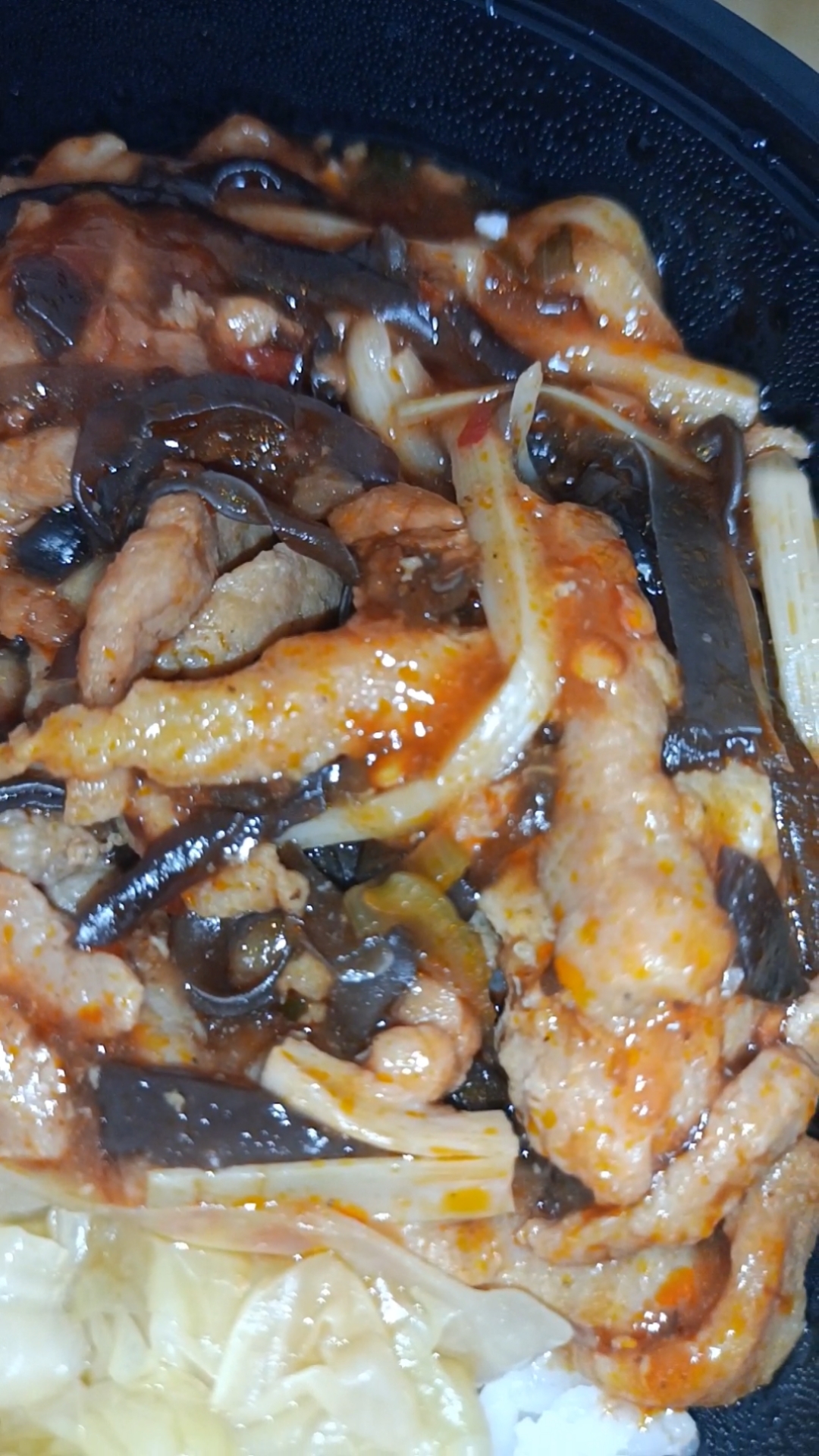 今日的午餐-鱼香肉丝饭