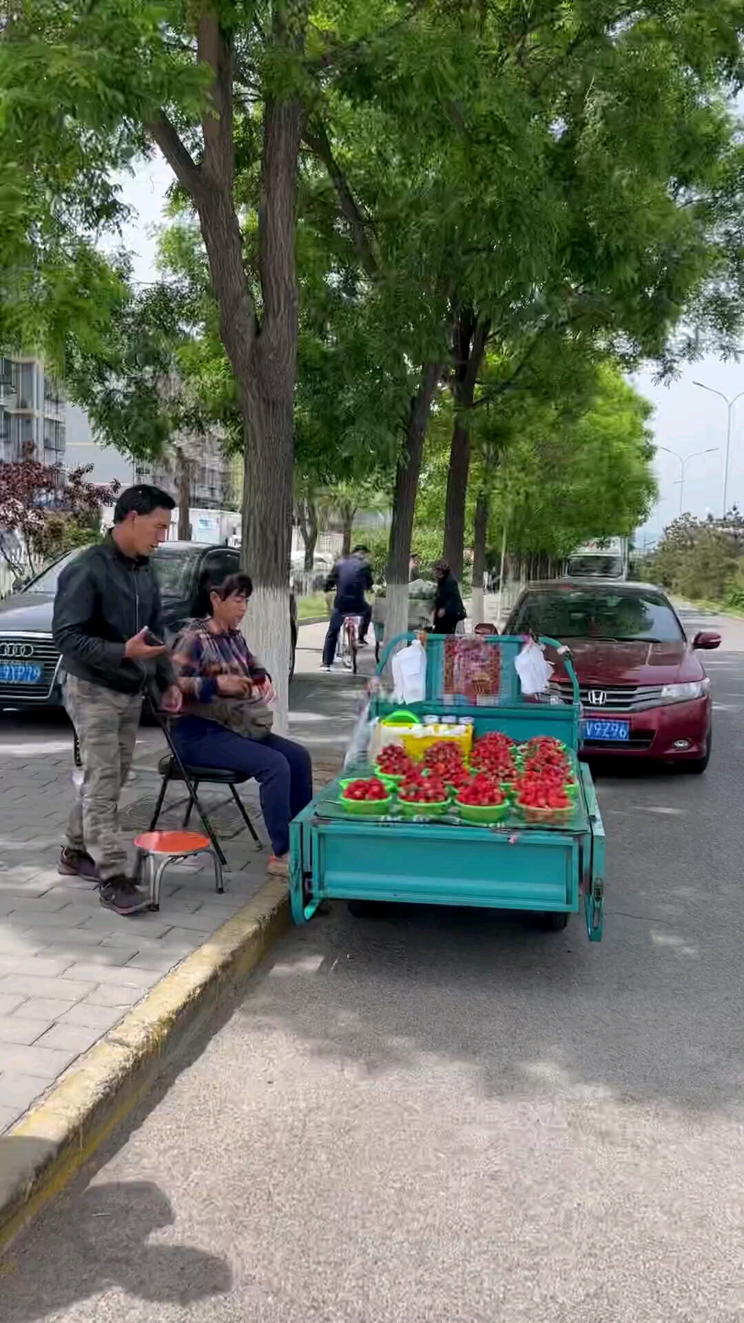 小时候最喜欢的早餐是豆浆油条+白糖!