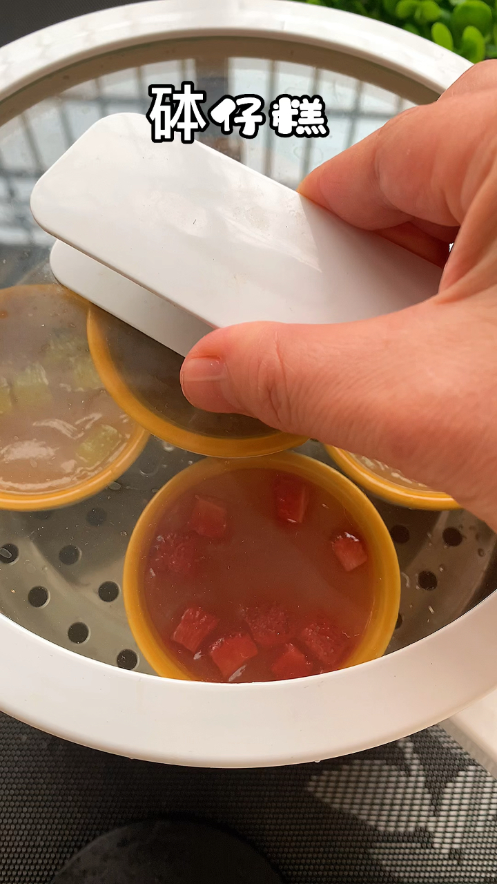 火爆街头的钵仔糕、其实做法非常简单.