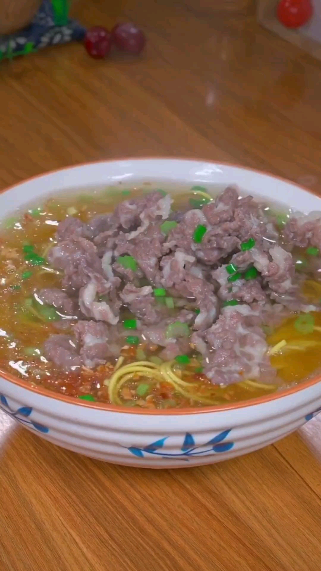 #美食#牛肉汤面的家常做法