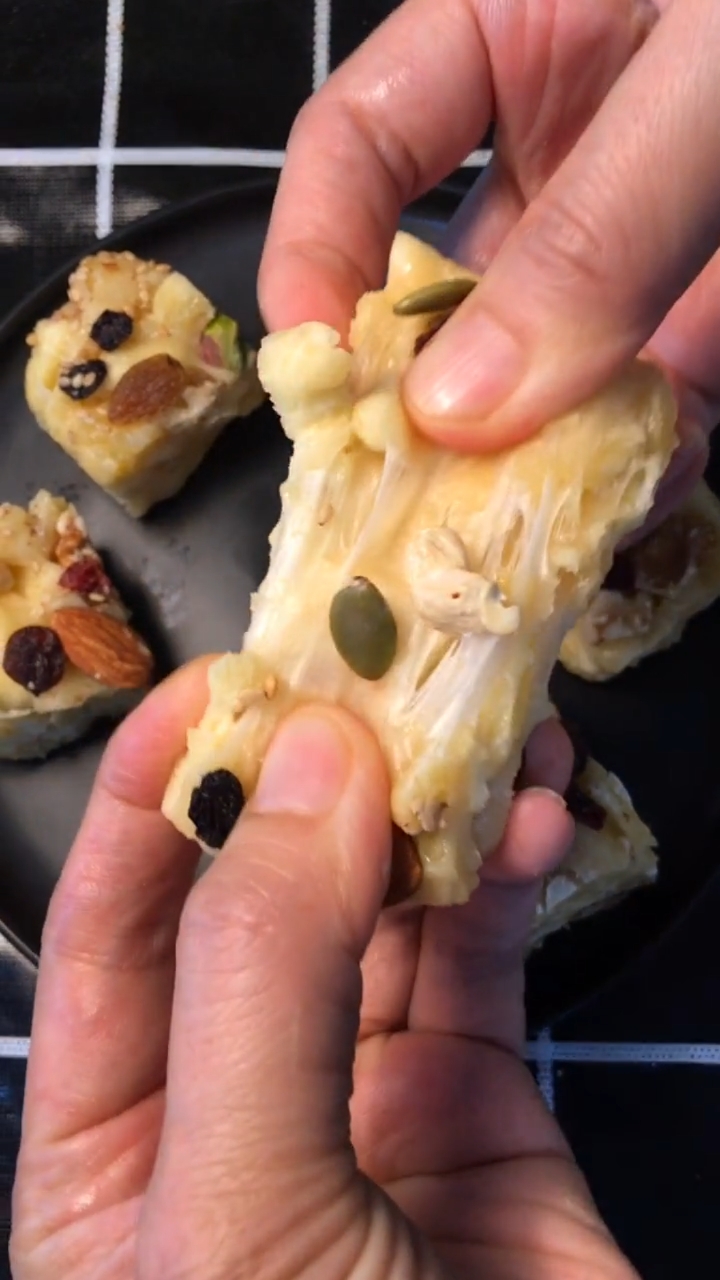#美食#自己在家也可以做萨其马