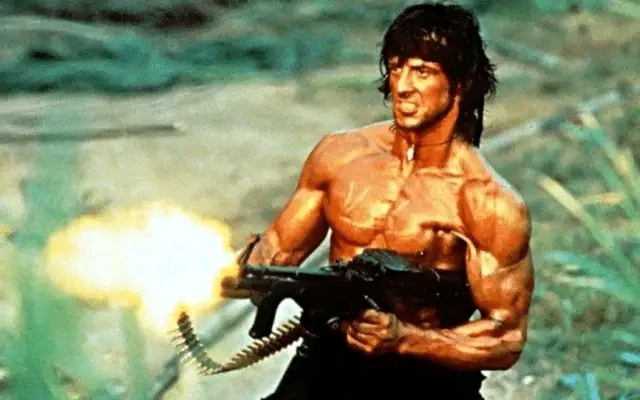 #我想上电视#74岁史泰龙近况,发福严重大肚腩明显,肌肉男不复存在