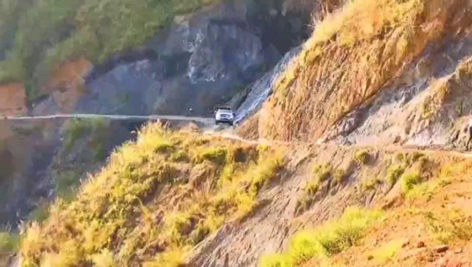 跋山涉水野溫泉山河を跋渉する野温泉