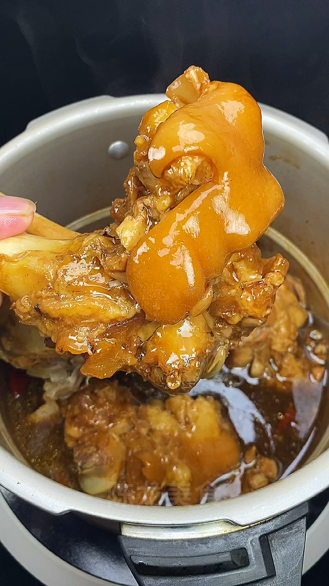 #美食#猪棒骨你不要老是炖着吃,像我这样试一下,保证你一辈子吃不够