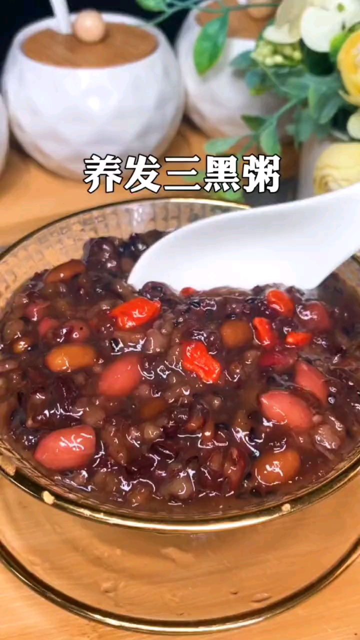 #今天吃什么#秋冬季万物凋零,人也需要多滋补,尤其女孩子